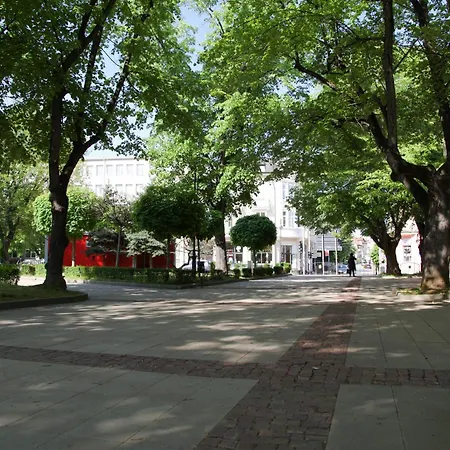 Corner House Lovetch