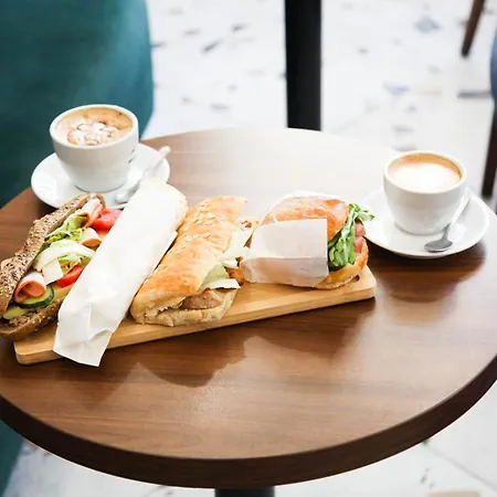 Appart hôtel Corner House Lovetch