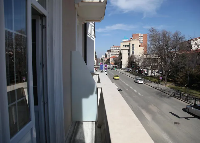 Corner House 3* Lovech