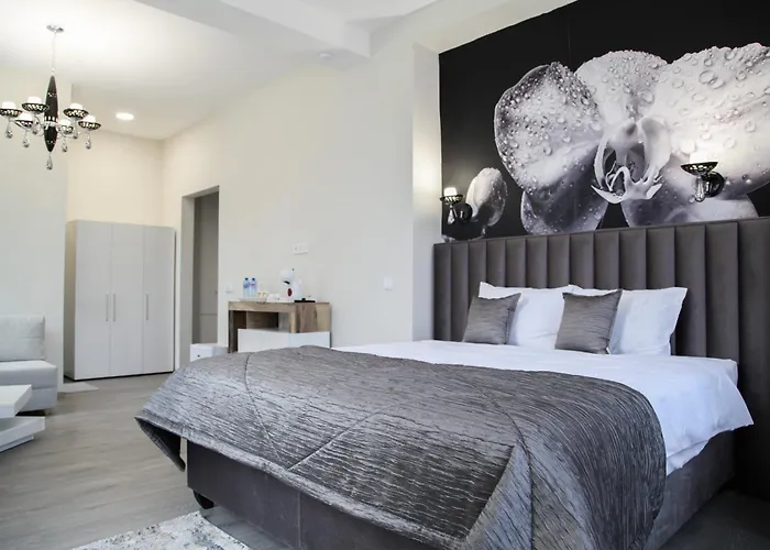 Corner House Apartahotel Lovech