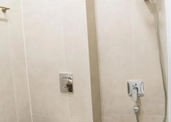 Corner House Apartahotel