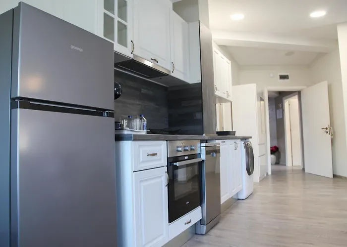 Corner House Apartahotel