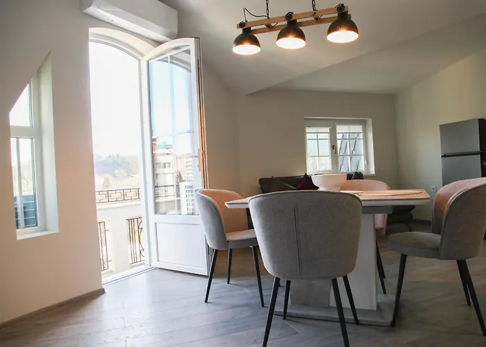 Corner House Apartahotel Lovech